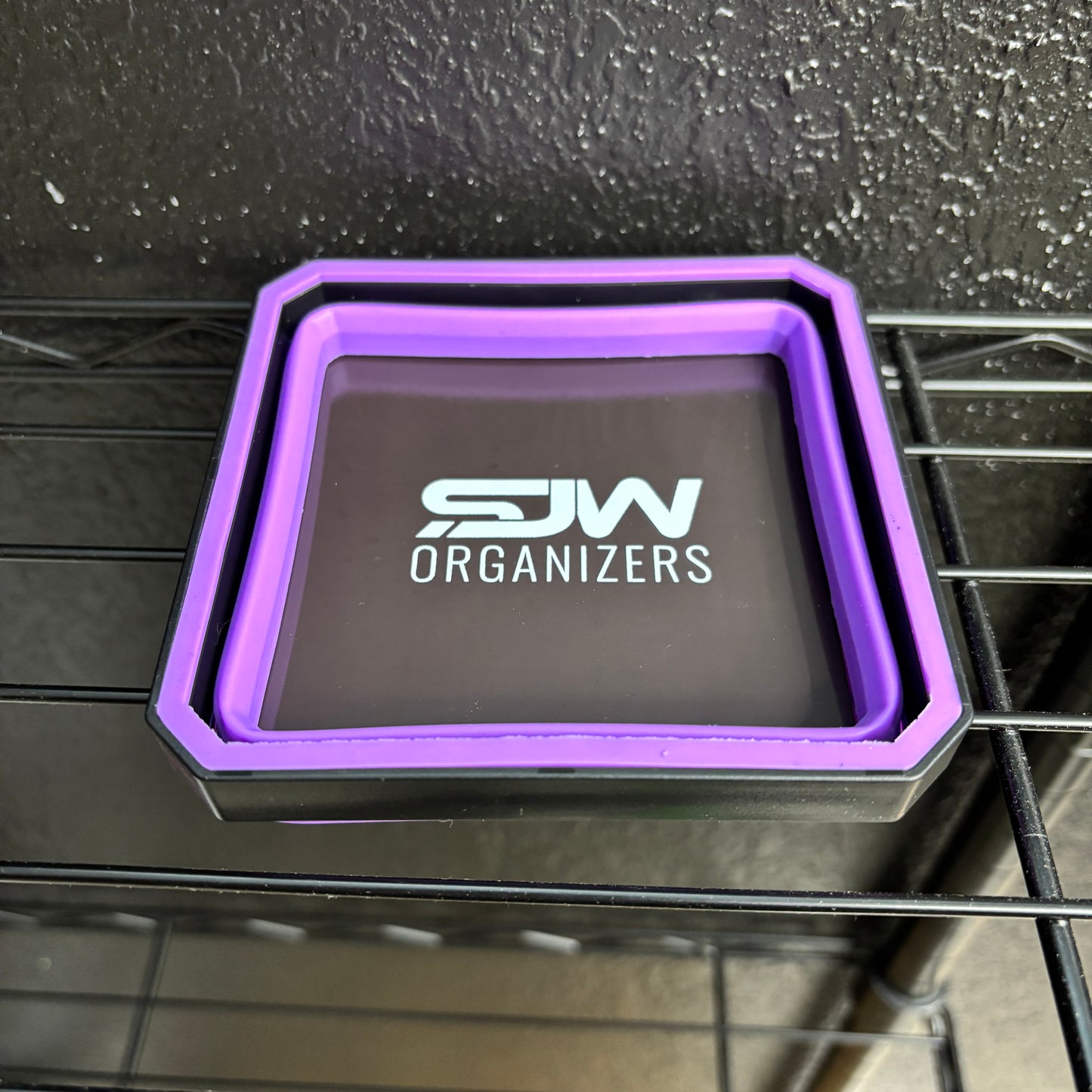 Collapsible Magnetic Trays