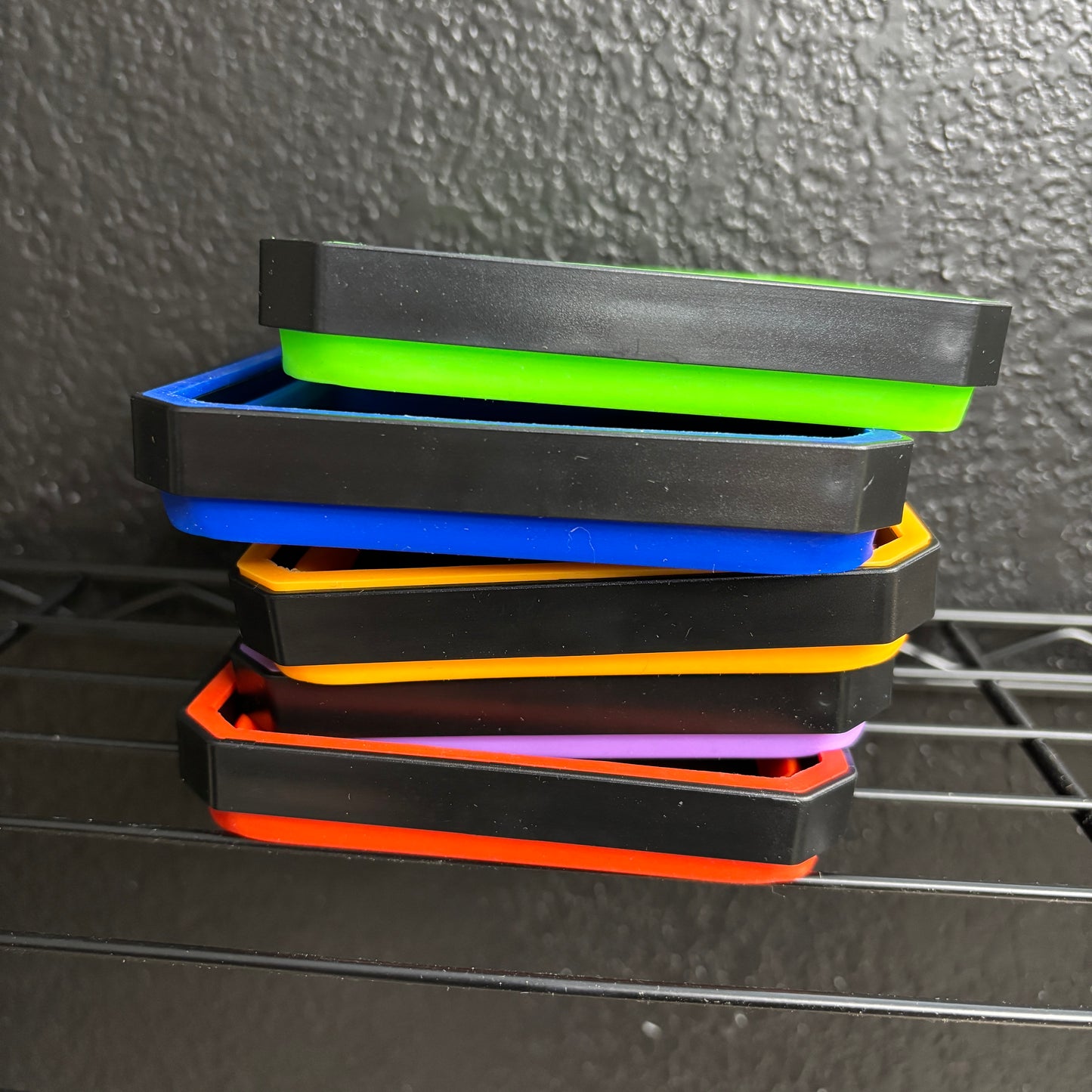 Collapsible Magnetic Trays